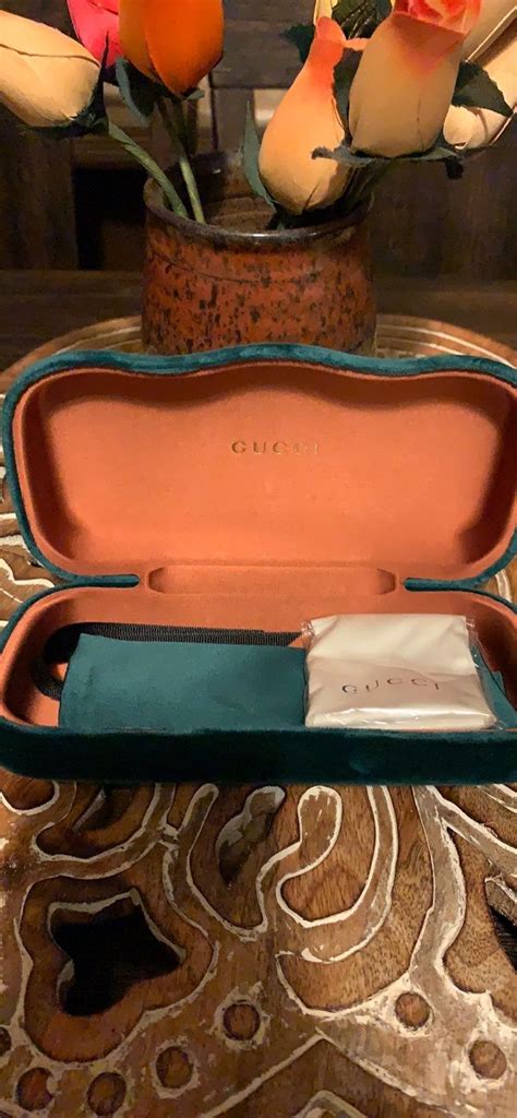 gucci green glasses case|gucci glasses case velvet.